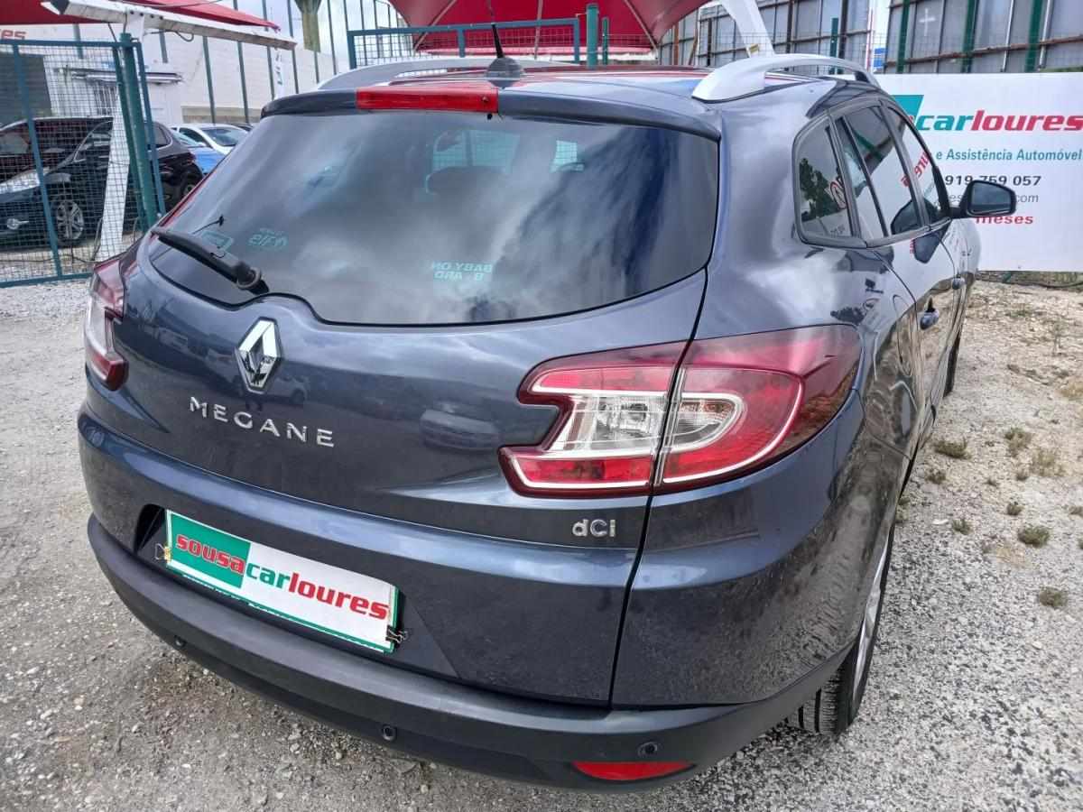 renault-megane-sport-tourer-2016-diesel-1461cc
