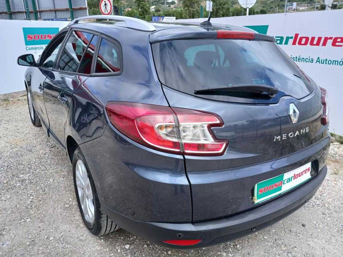 renault-megane-sport-tourer-2016-diesel-1461cc