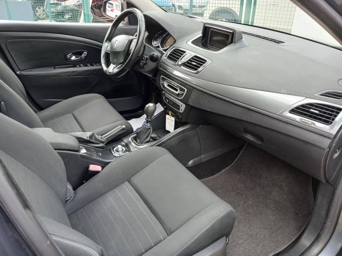 renault-megane-sport-tourer-2016-diesel-1461cc