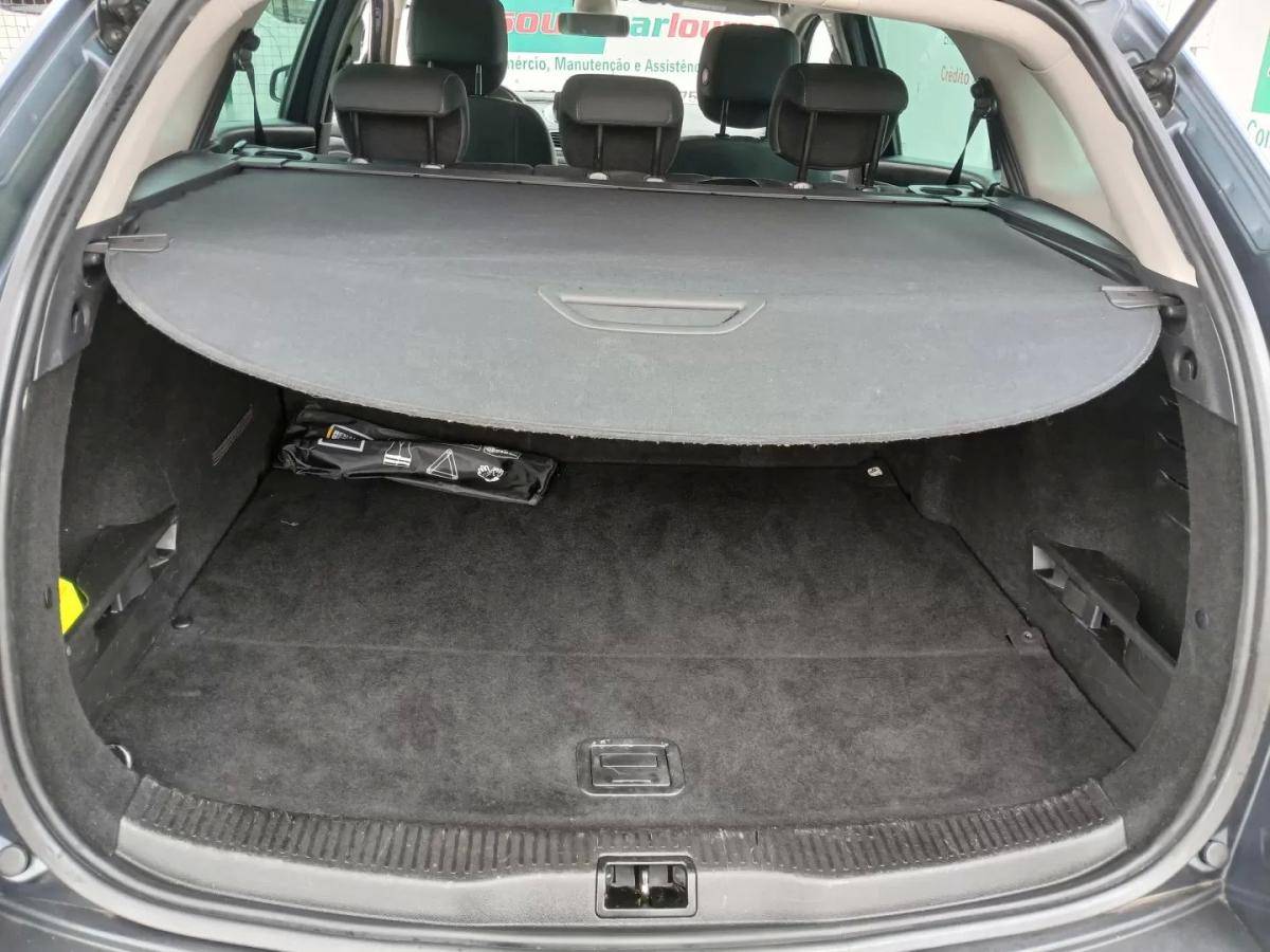 renault-megane-sport-tourer-2016-diesel-1461cc