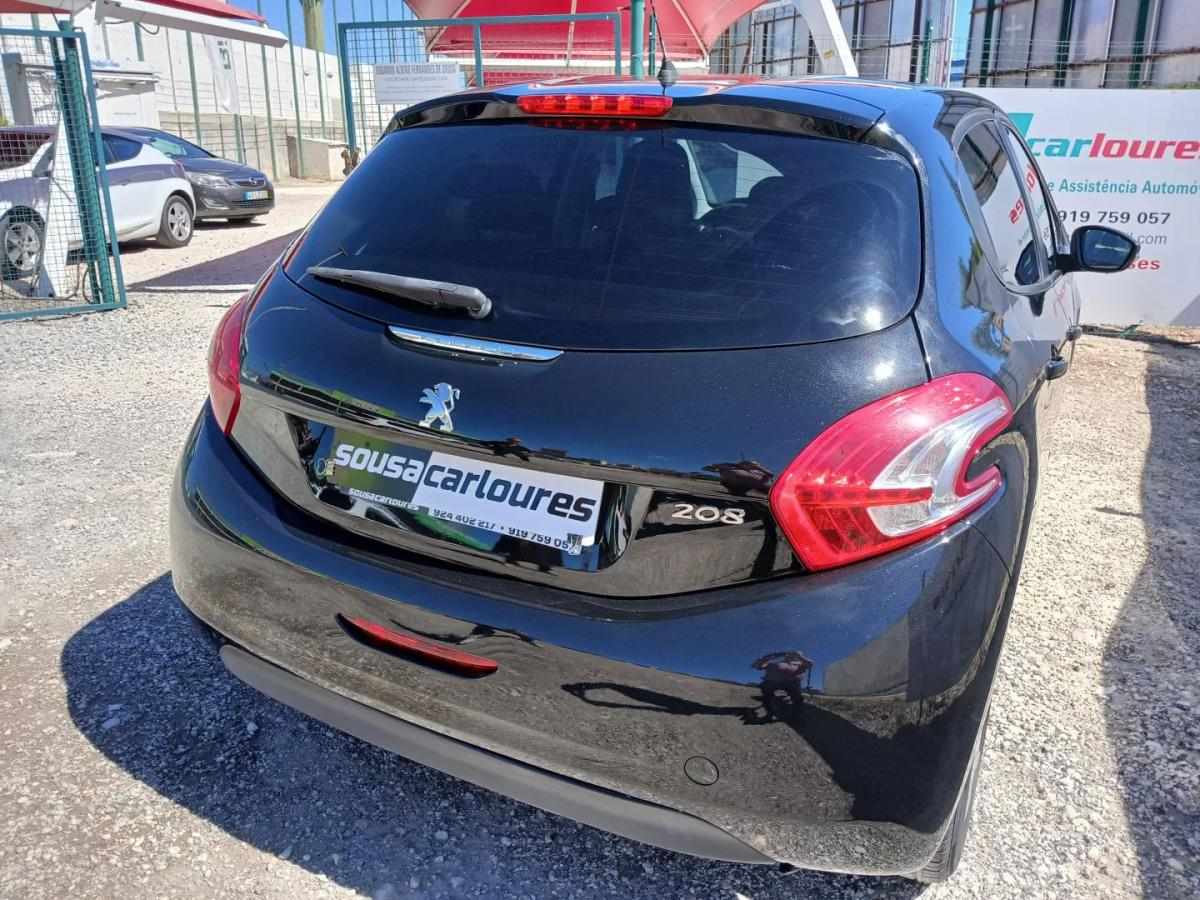 peugeot-208-2014-gasolina-1199cc