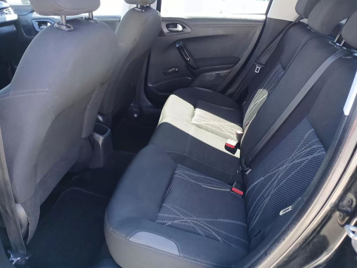 peugeot-208-2014-gasolina-1199cc