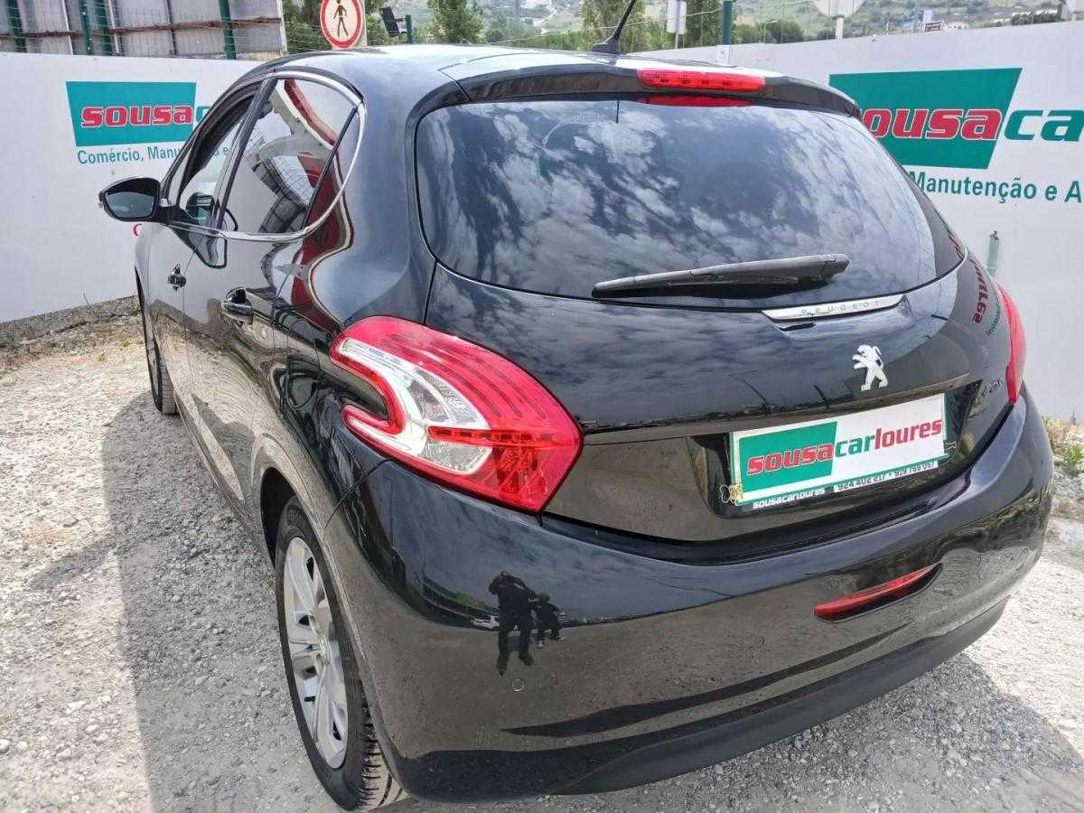 peugeot-208-2013-gasolina-1199cc