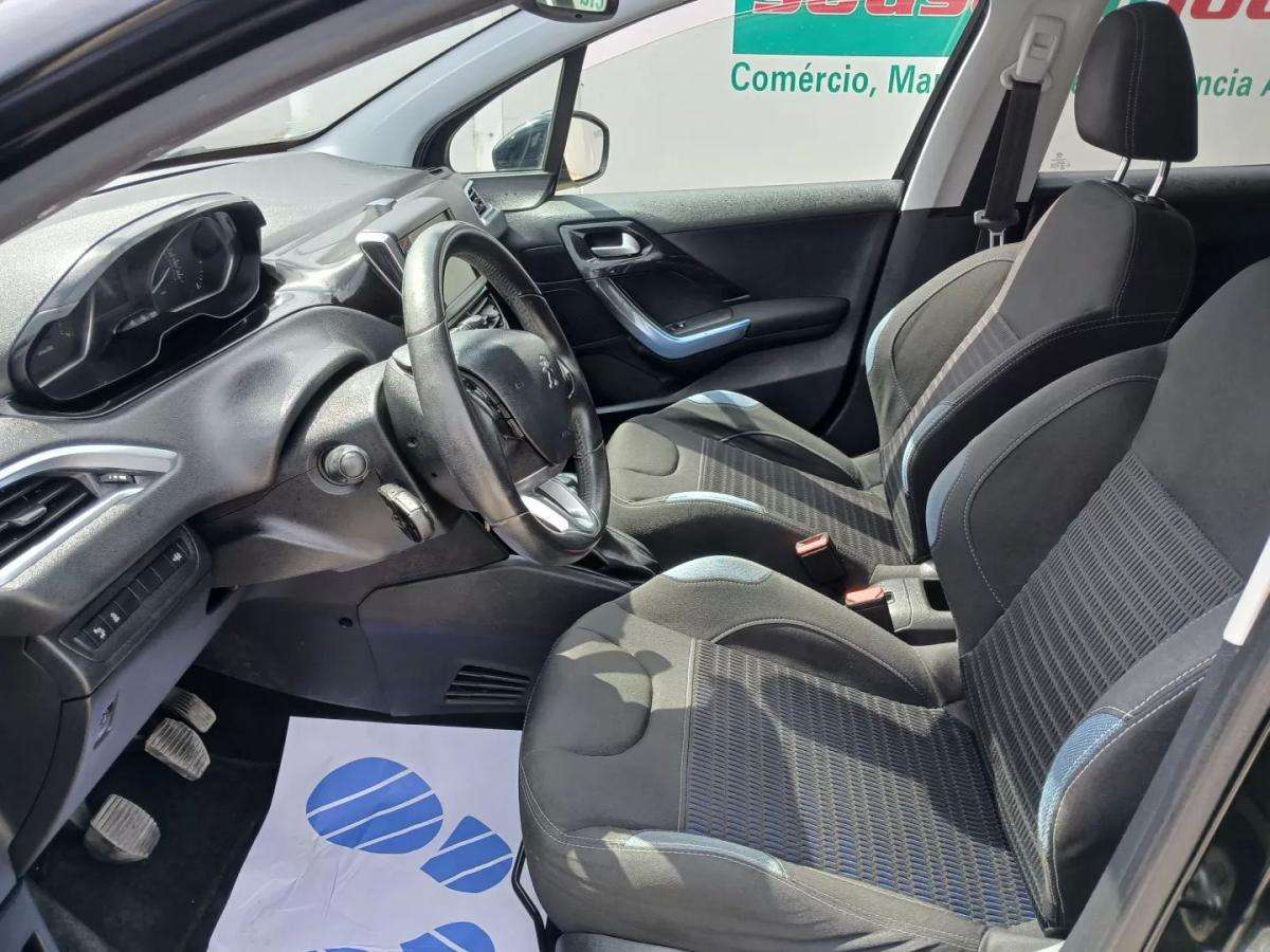 peugeot-208-2013-gasolina-1199cc
