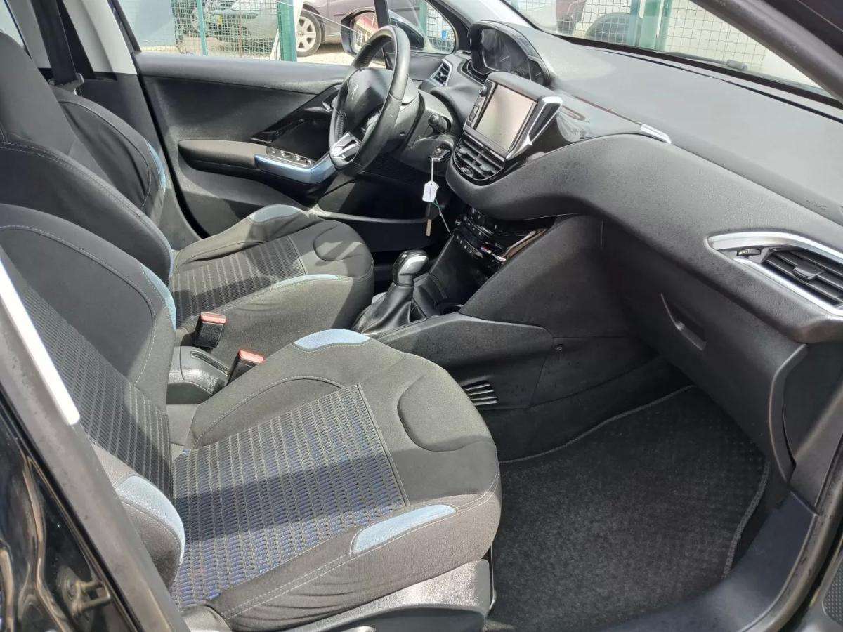peugeot-208-2013-gasolina-1199cc