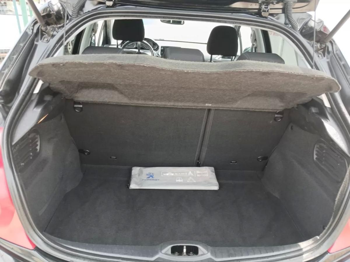 peugeot-208-2013-gasolina-1199cc