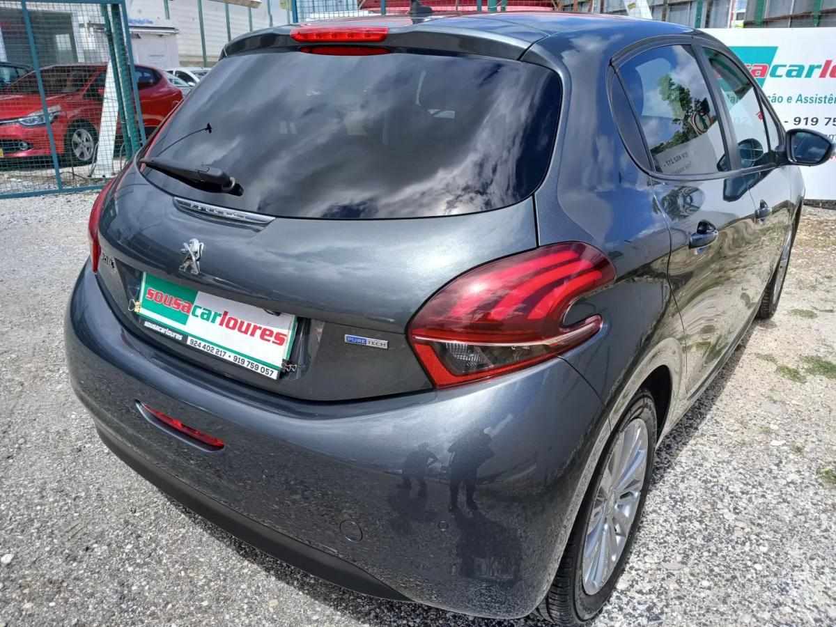 peugeot-208-2017-gasolina-1199cc