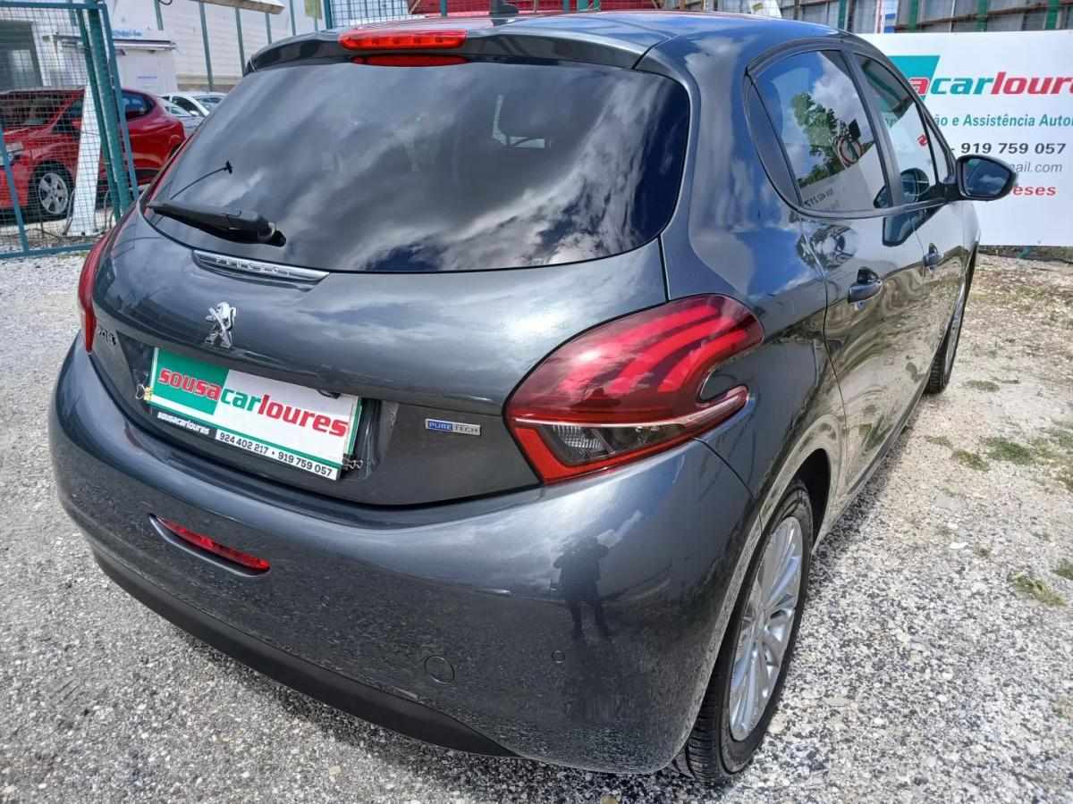 peugeot-208-2017-gasolina-1199cc