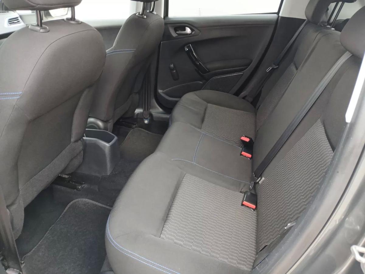 peugeot-208-2017-gasolina-1199cc