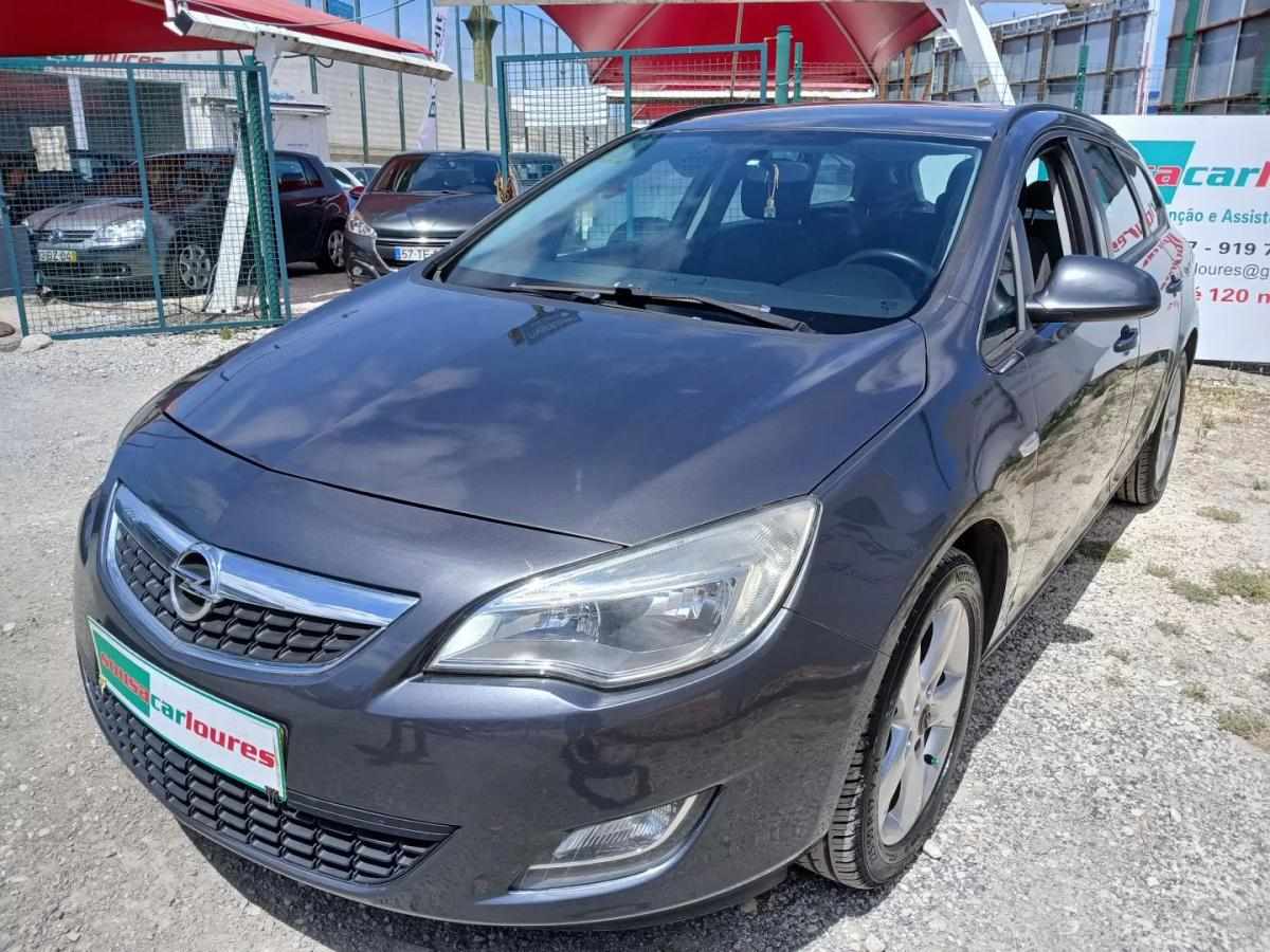opel-astra-sport-tourer-2011-diesel-1686cc