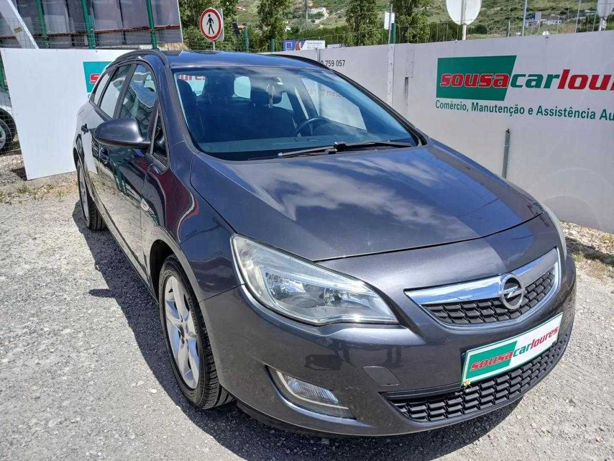 opel-astra-sport-tourer-2011-diesel-1686cc