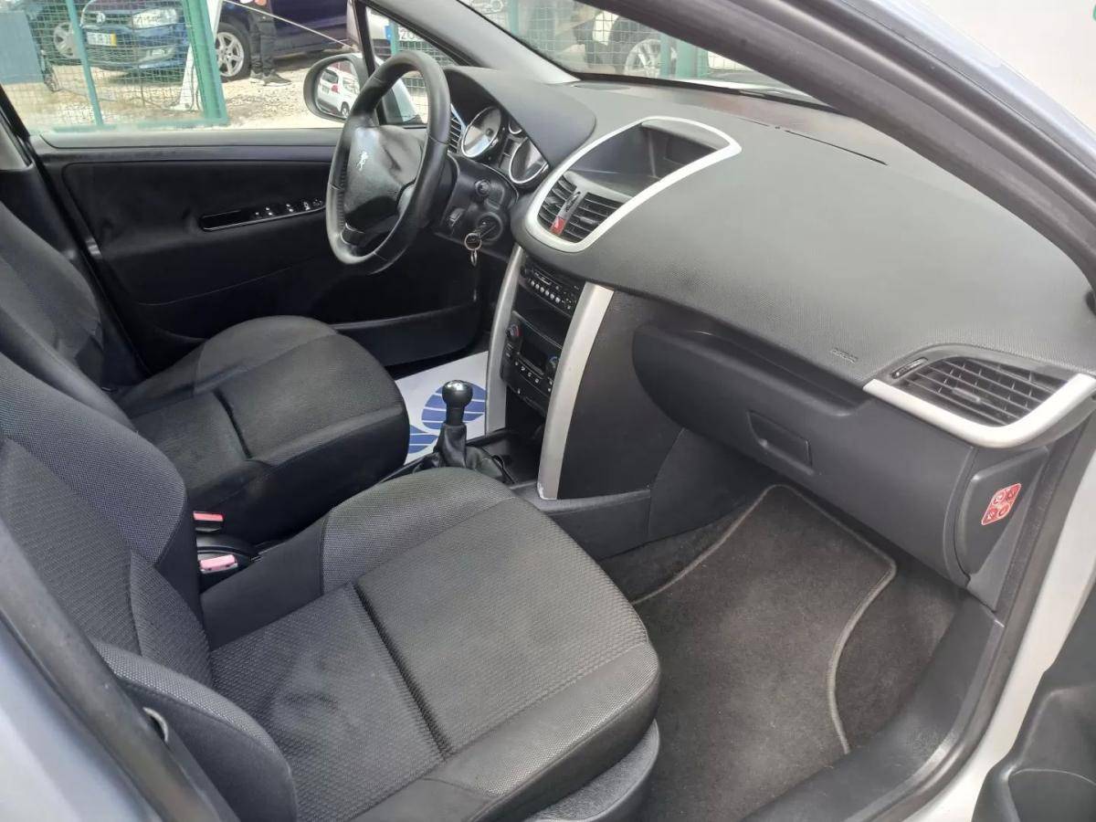 peugeot-207-2012-diesel-1398cc