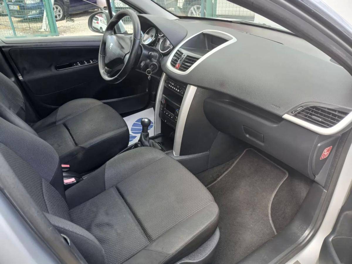 peugeot-207-2012-diesel-1398cc