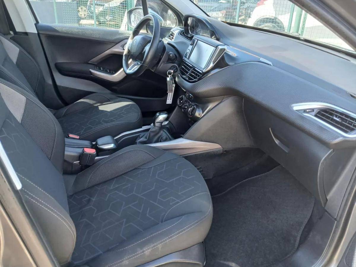 peugeot-2008-2015-gasolina-1199cc