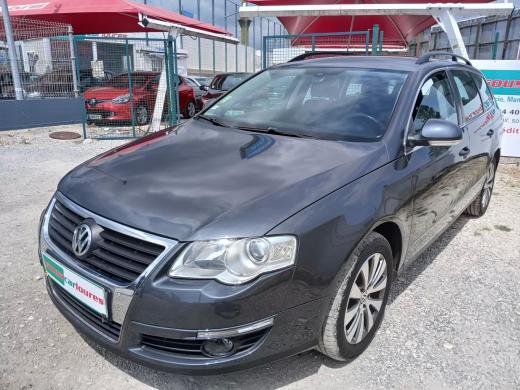 volkswagen-passat-variant-2010-diesel-1598cc