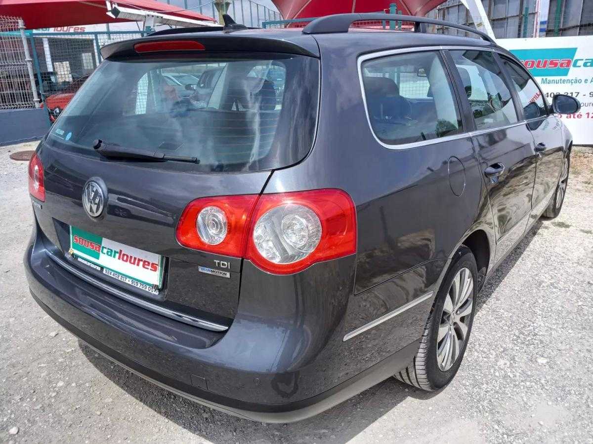 volkswagen-passat-variant-2010-diesel-1598cc