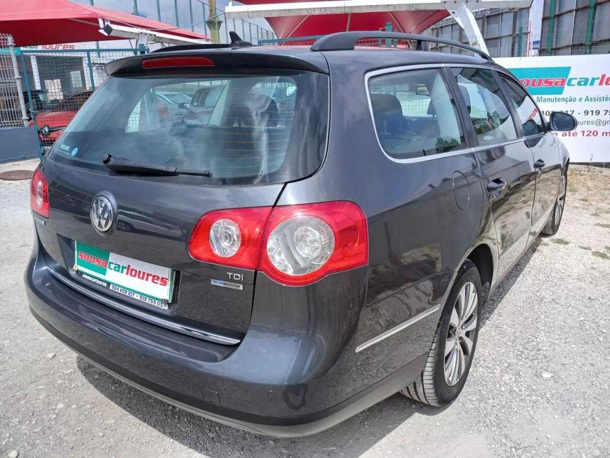 volkswagen-passat-variant-2010-diesel-1598cc