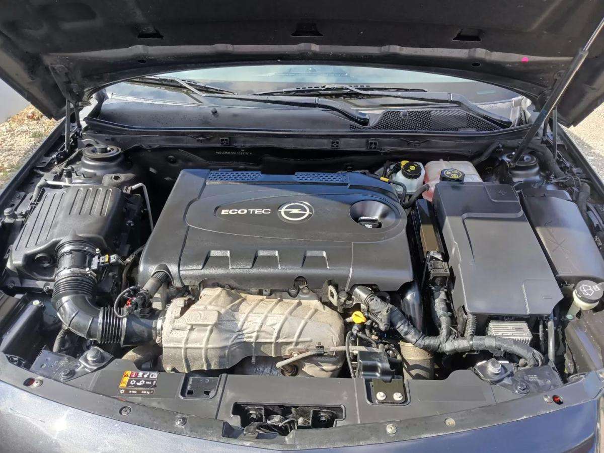 opel-insignia-sports-tourer-2015-diesel-1956cc