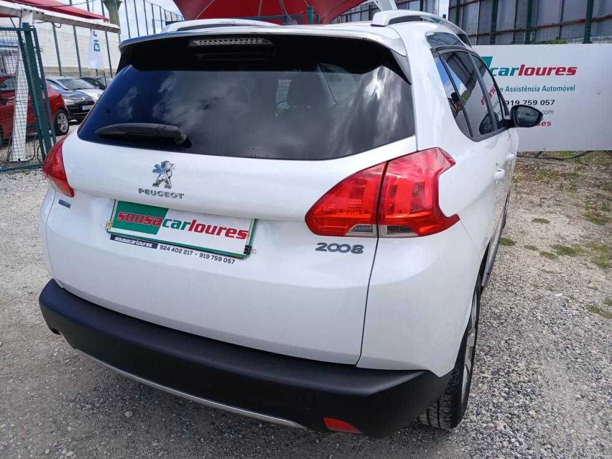 peugeot-2008-2016-gasolina-1199cc