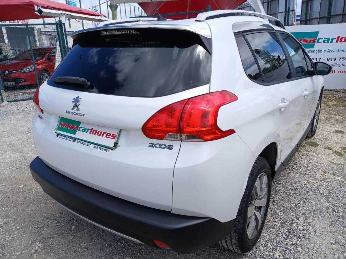 peugeot-2008-2016-gasolina-1199cc