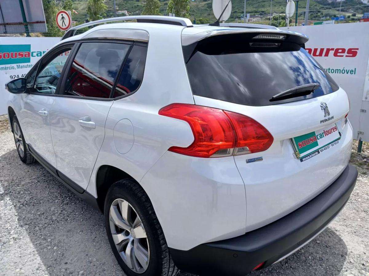peugeot-2008-2016-gasolina-1199cc