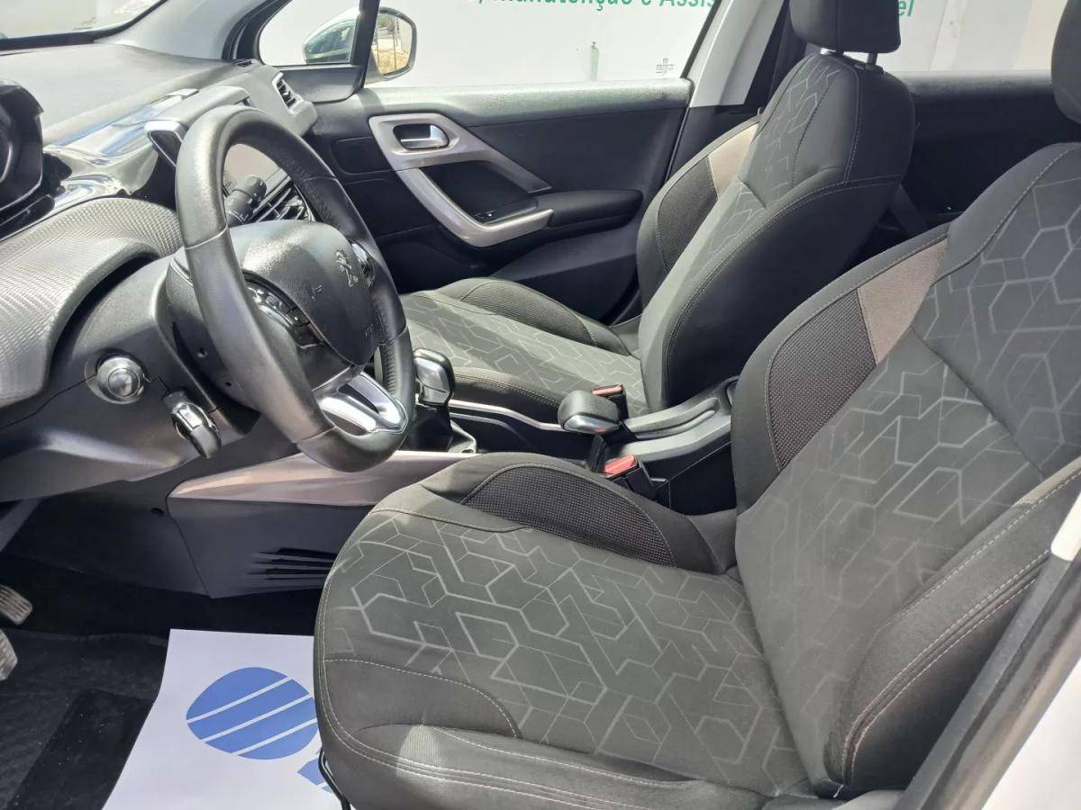 peugeot-2008-2016-gasolina-1199cc