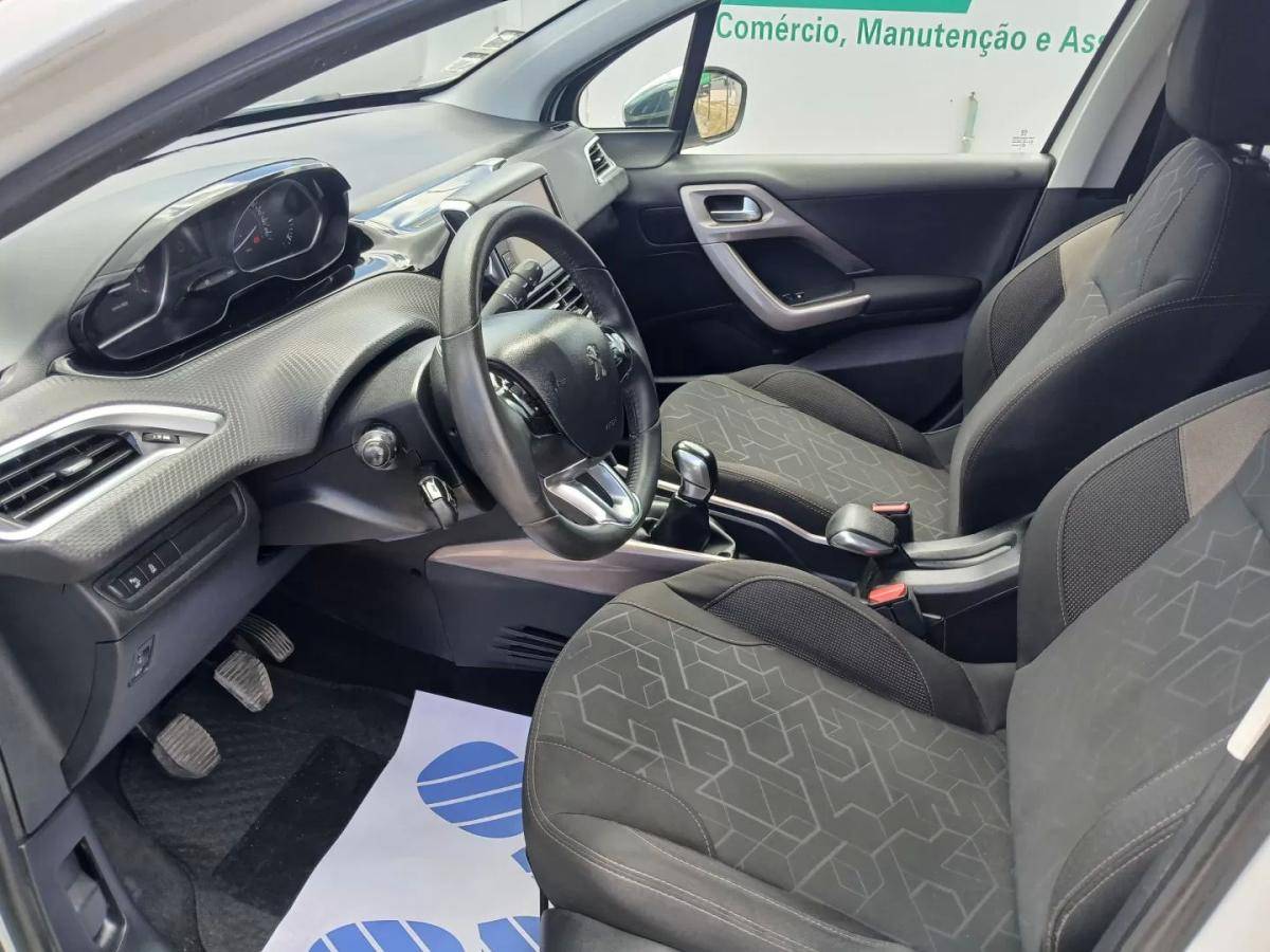 peugeot-2008-2016-gasolina-1199cc