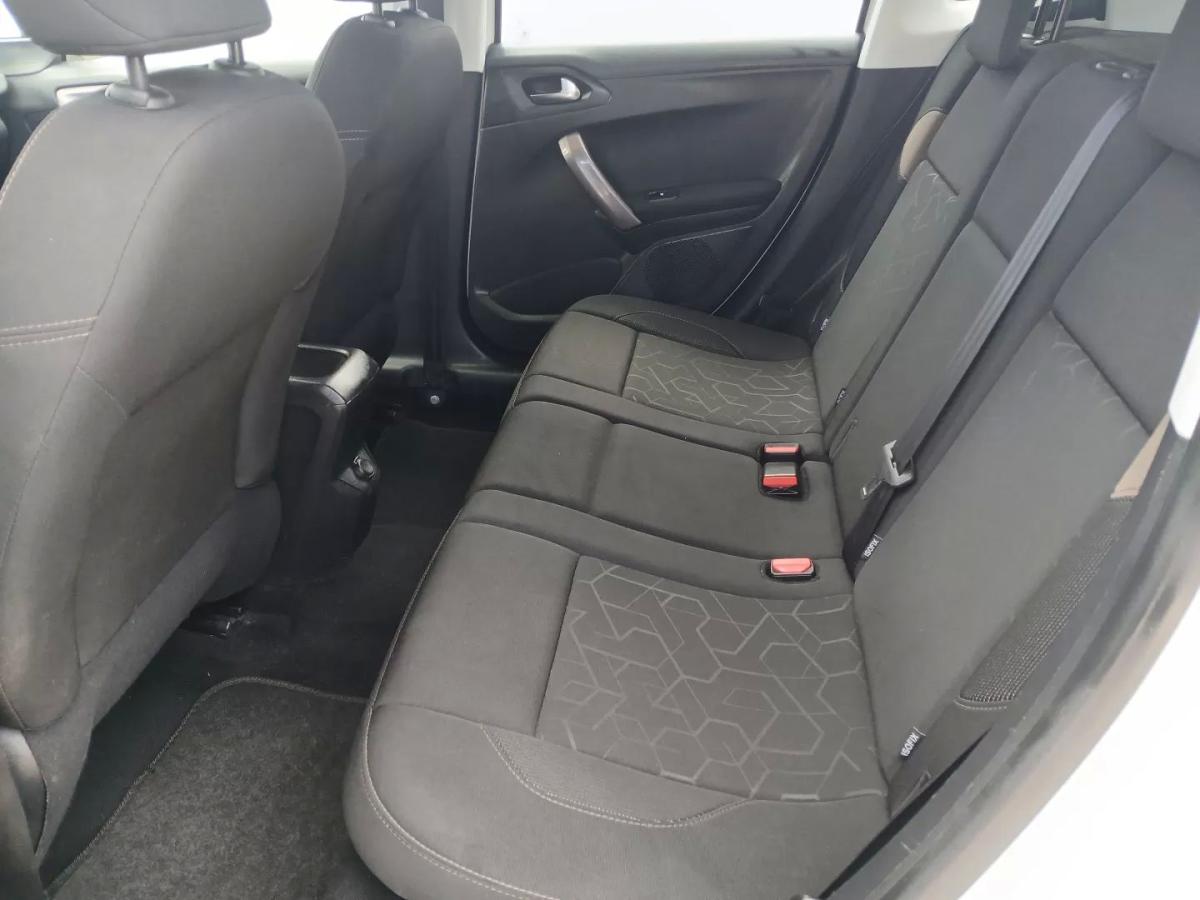 peugeot-2008-2016-gasolina-1199cc