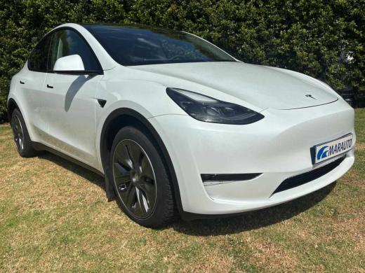 tesla-model-y-long-range-awd-2023-eletrico