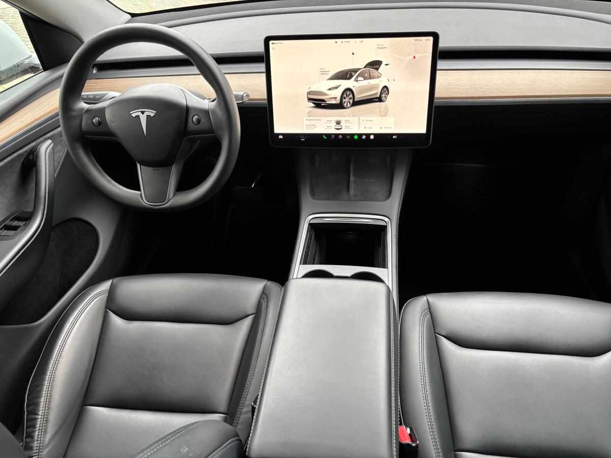 tesla-model-y-long-range-awd-2023-eletrico