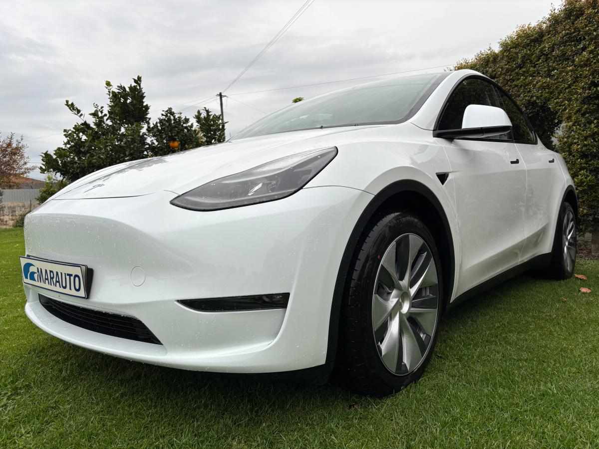 tesla-model-y-long-range-awd-2023-eletrico