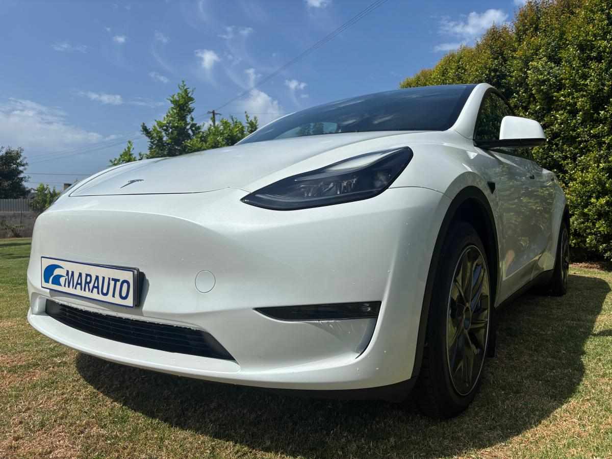 tesla-model-y-long-range-awd-2023-eletrico