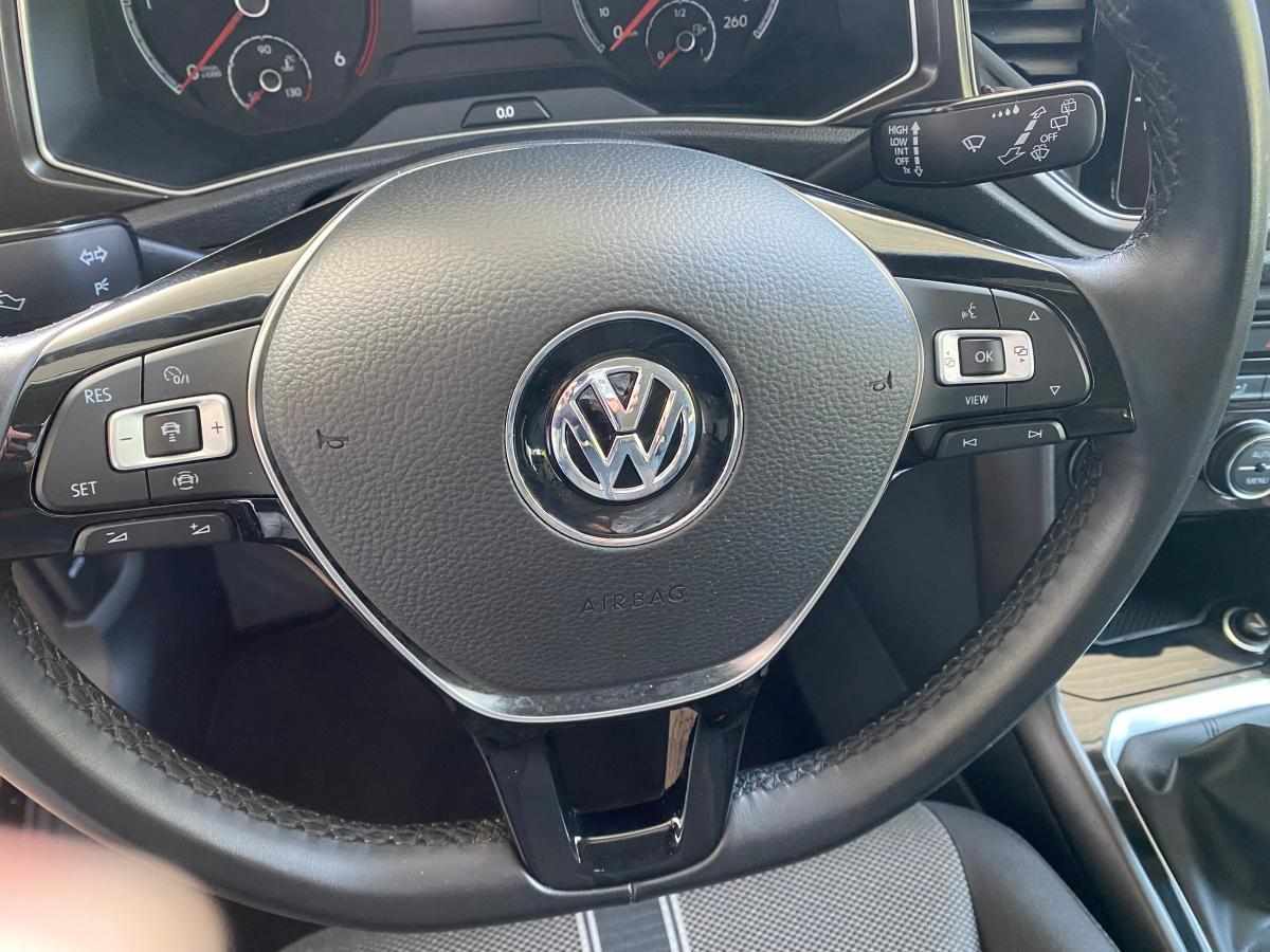 volkswagen-t-roc-2019-diesel-1598cc