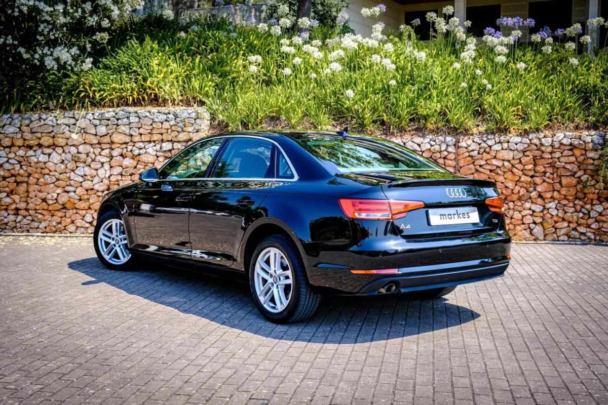 audi-a4-2018-diesel-1968cc