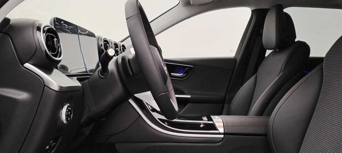 mercedes-benz-classe-c-c-300-e-2025-hibrido-a-gasolina-1999cc