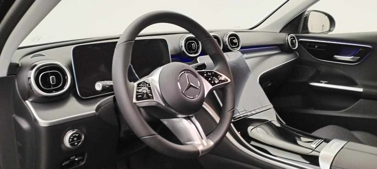 mercedes-benz-classe-c-c-300-e-2025-hibrido-a-gasolina-1999cc