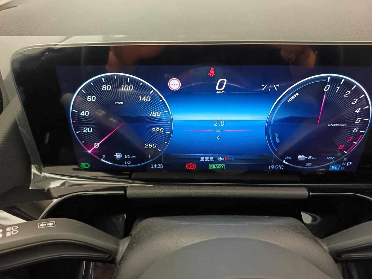 mercedes-benz-classe-b-2025-hibrido-a-gasolina-1332cc