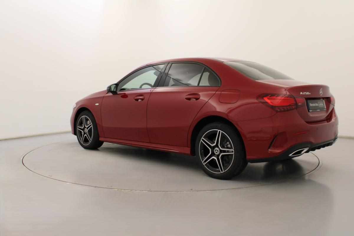 mercedes-benz-classe-a-2025-hibrido-a-gasolina-1332cc