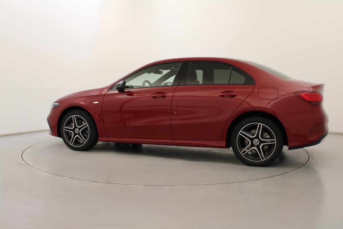 mercedes-benz-classe-a-2025-hibrido-a-gasolina-1332cc