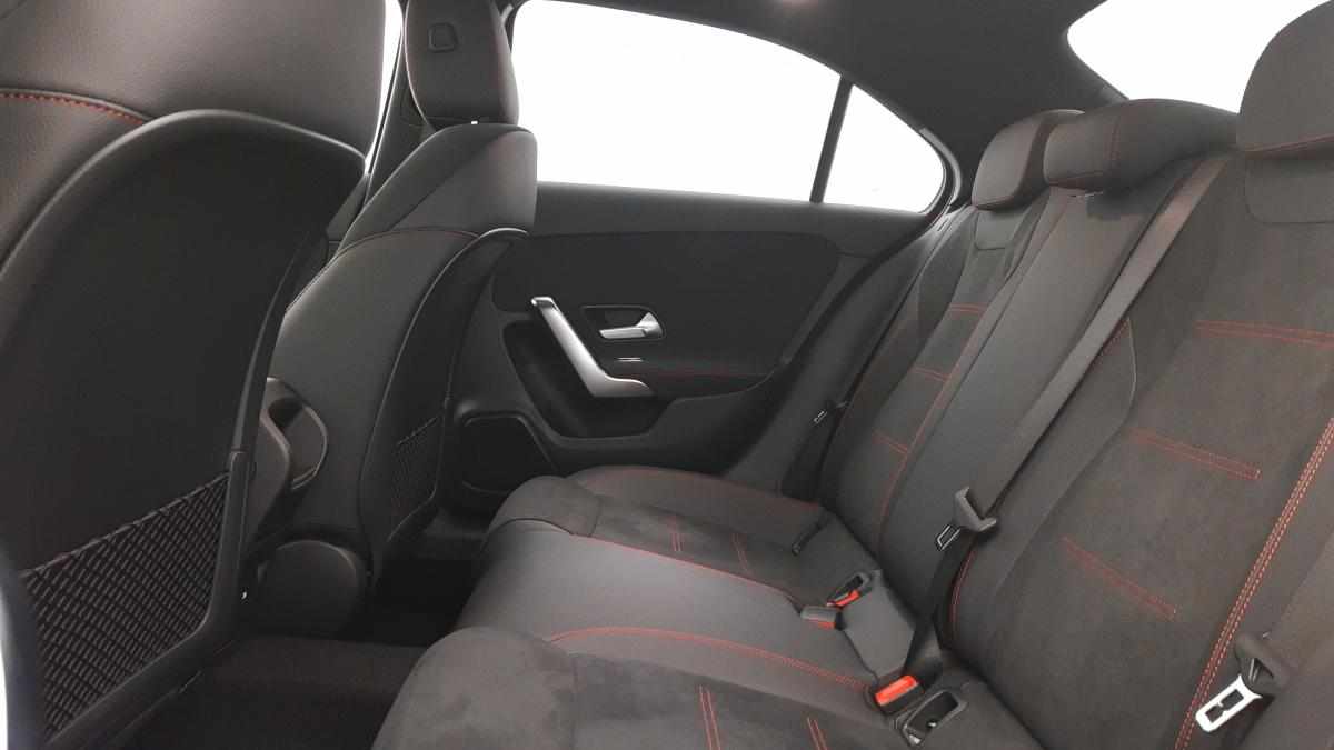 mercedes-benz-classe-a-2025-hibrido-a-gasolina-1332cc