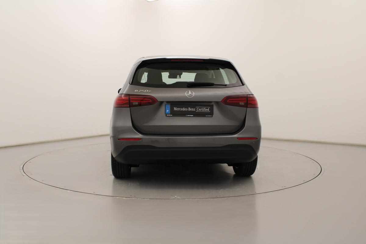 mercedes-benz-classe-b-2025-hibrido-a-gasolina-1332cc