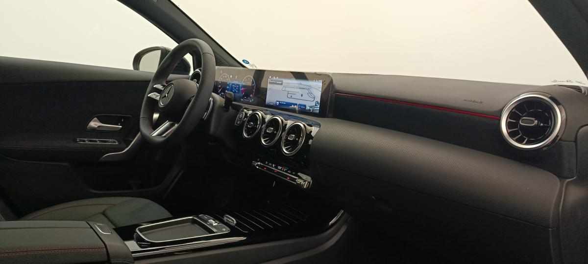 mercedes-benz-classe-a-2025-gasolina-1332cc