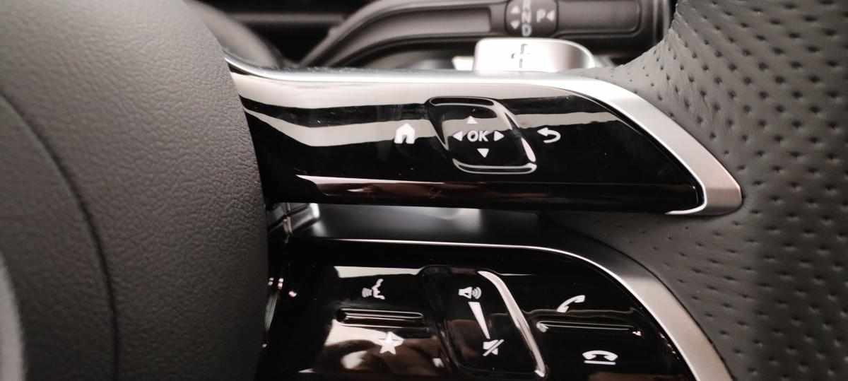 mercedes-benz-eqb-2025-eletrico