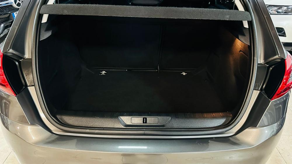 peugeot-308-2020-diesel-1499cc