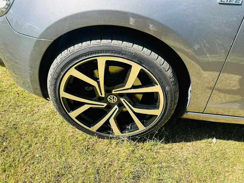 volkswagen-golf-cabriolet-2013-diesel-1968cc
