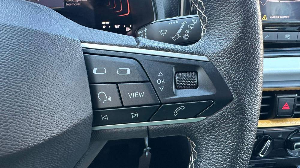 seat-ibiza-2023-gasolina-999cc