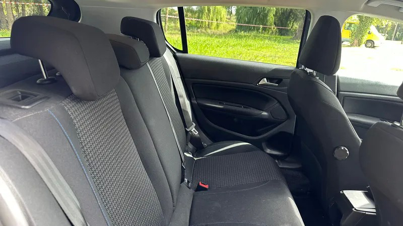 peugeot-308-2018-diesel-1499cc