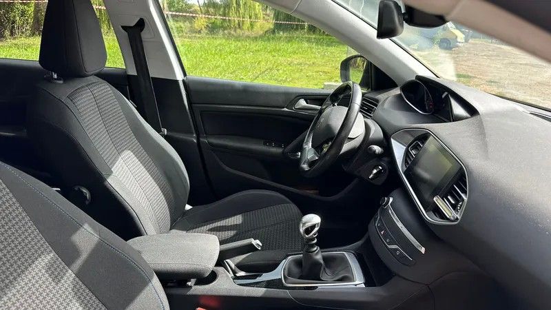 peugeot-308-2018-diesel-1499cc