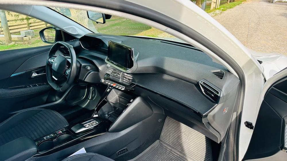 peugeot-e-208-2023-eletrico-0cc