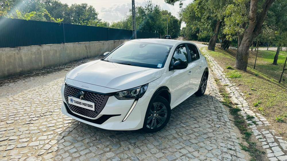 peugeot-e-208-2023-eletrico-0cc